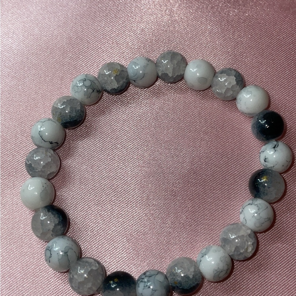 Gray and White Beaded Bracelet with Natural Stone Design